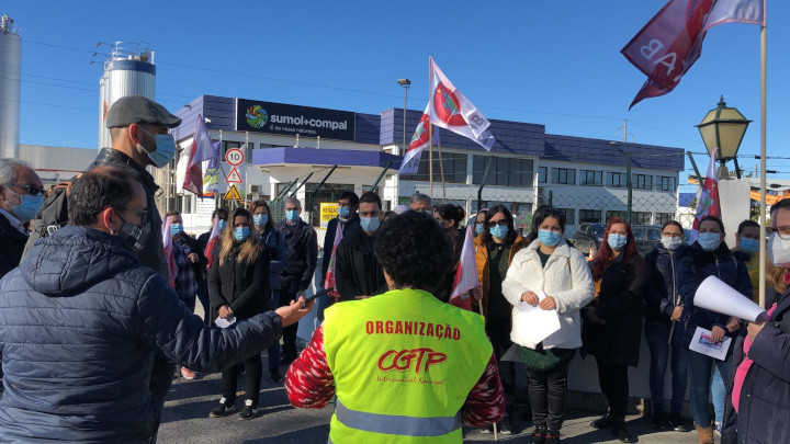 Trabalhadores da SumolCompal estão hoje em greve pela negociação da carta reivindicativa
