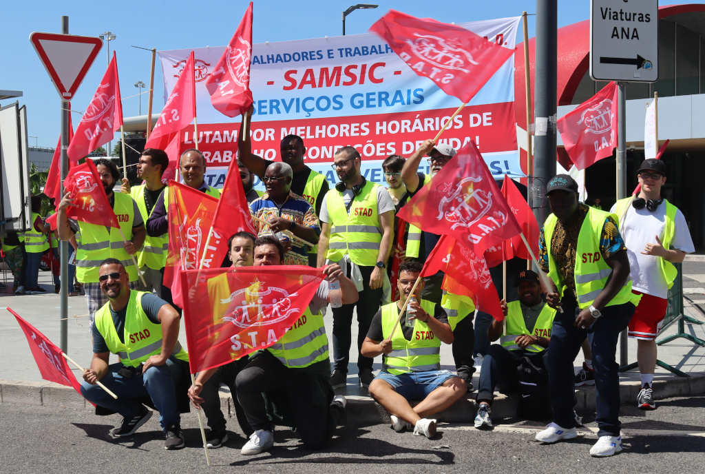 Aos trabalhadores e trabalhadoras da SAMSIC