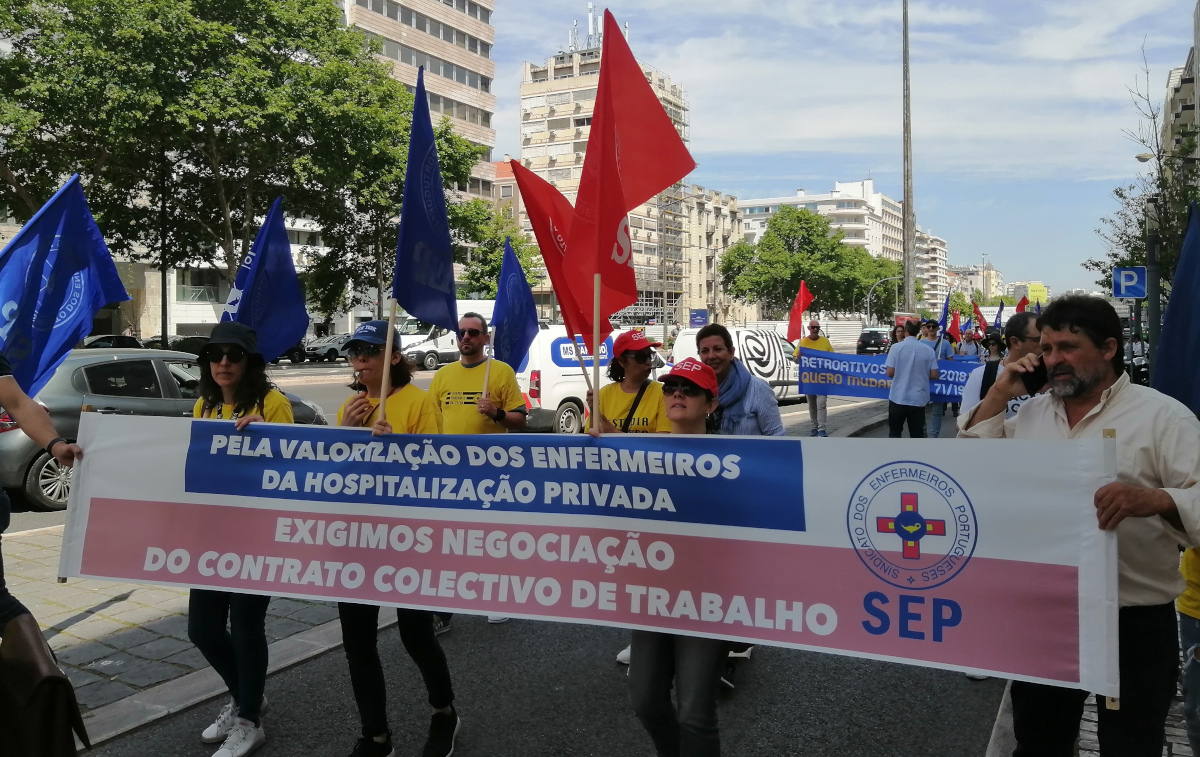 ENFERMEIROS Greve APHP 24 Maio